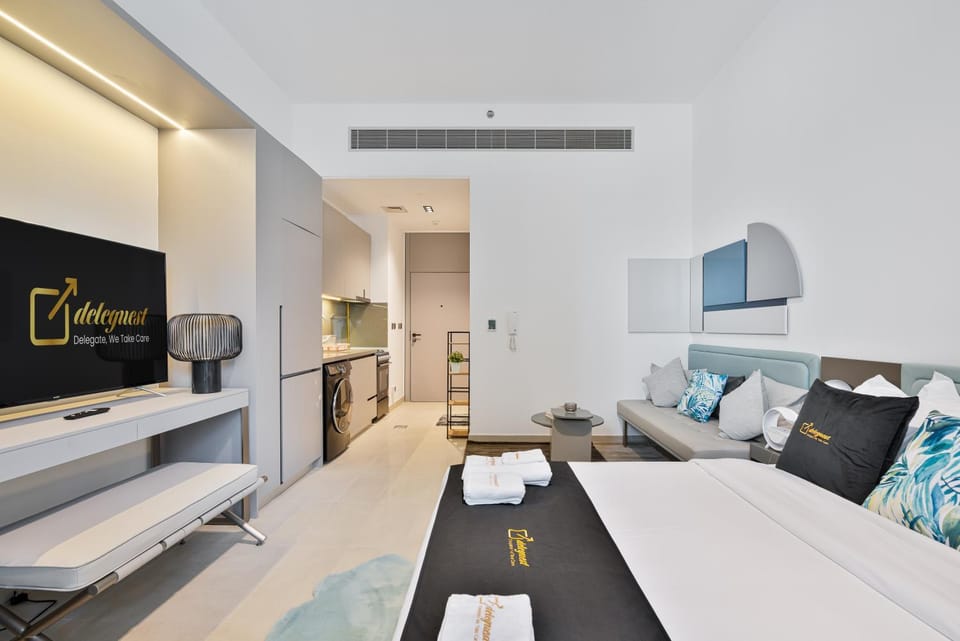 Posh Studio in MBR by Deleguest Apartment in Dubai