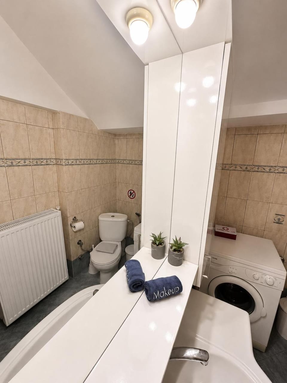 Bathroom, washing machine