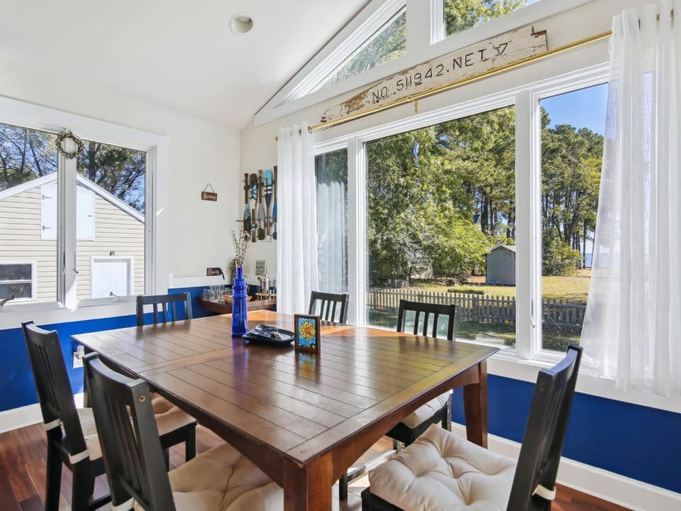 Crepe Myrtle House in Tilghman