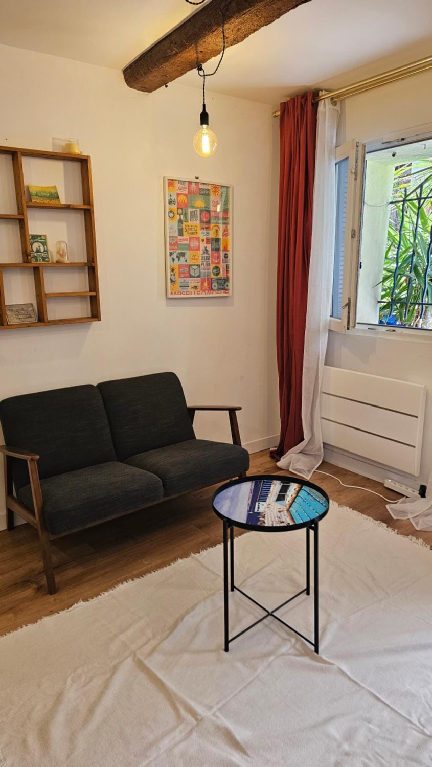 Seating area