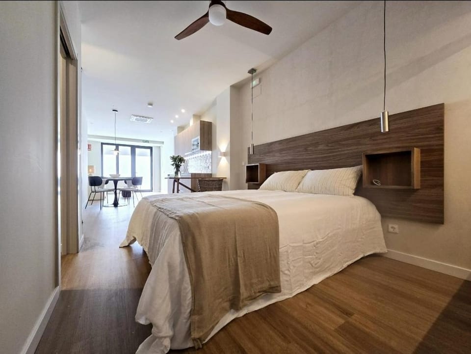 Bed, Photo of the whole room