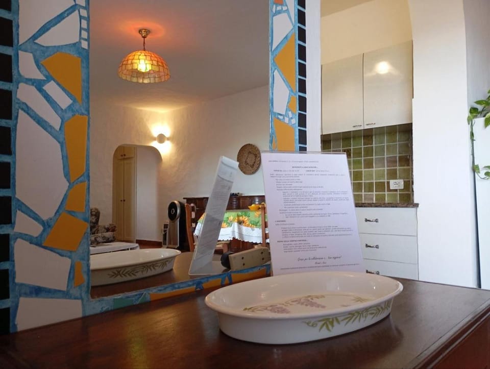 Kitchen or kitchenette, Living room, kitchen
