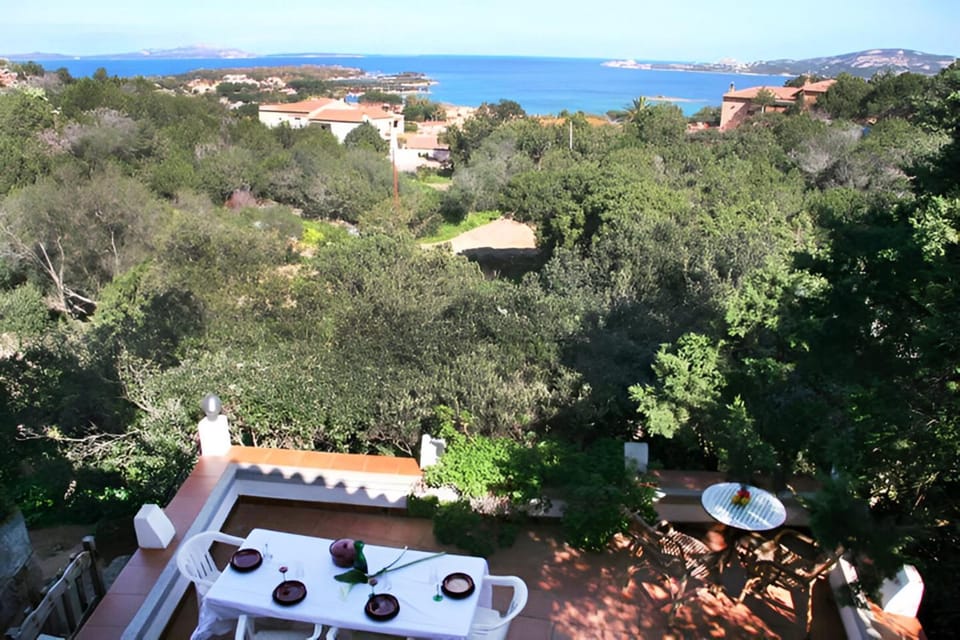 Spring, View (from property/room), Balcony/Terrace, Garden view, Landmark view, Sea view