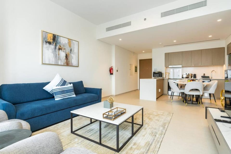 CitiHome Stylish 1BR Grande Apartment in Dubai