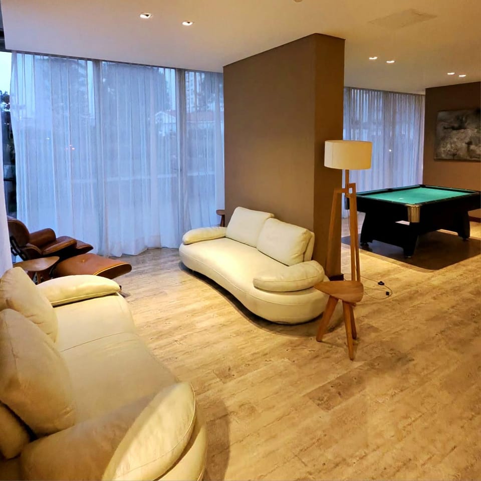 Billiard, Game Room, Living room, Seating area