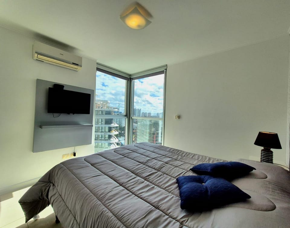 Bed, TV and multimedia, Bedroom, air conditioner