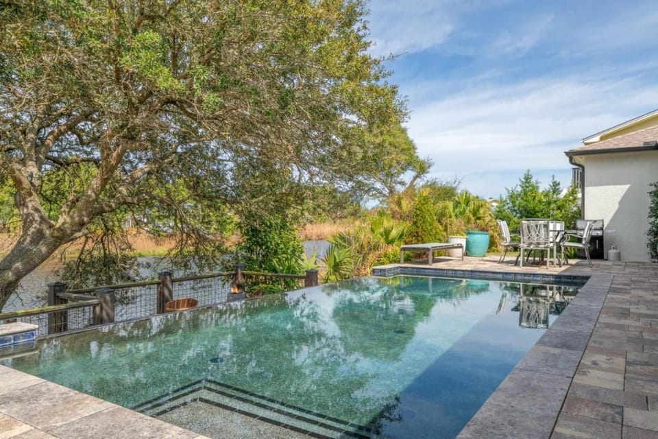 Casa De Riviera - step into the tranquil oasis House in Sunnyside