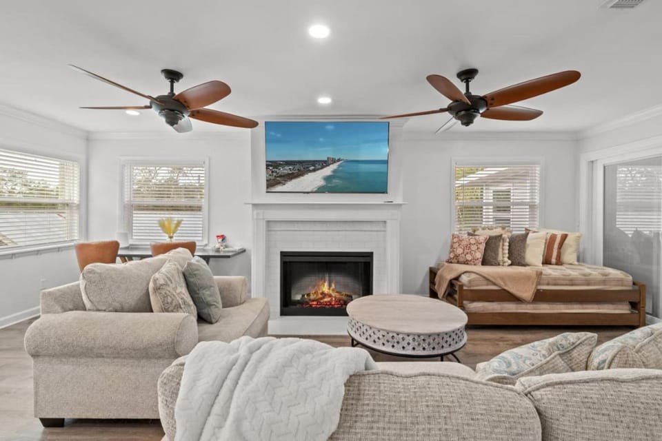 Twilight Tides - Home - Apartment House in Laguna Beach