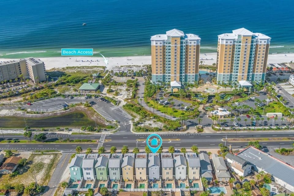 A Shore Bett Welcomes You in this Beautiful Private Pool Beach Home House in Lower Grand Lagoon