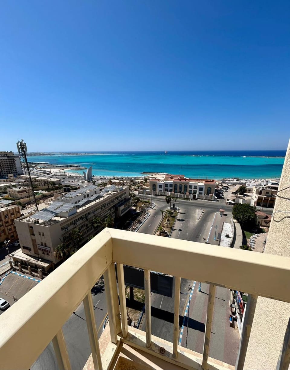 City view, Sea view