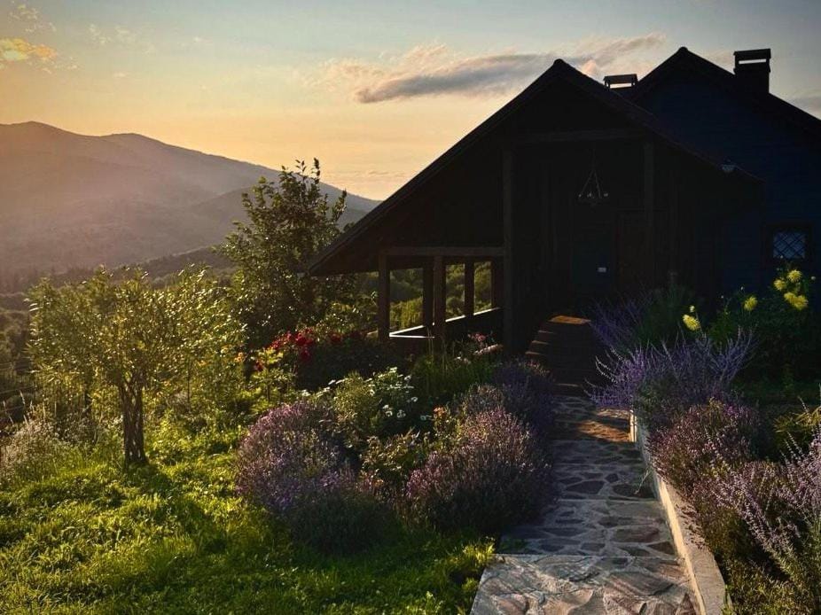 On site, Mountain view, Sunset