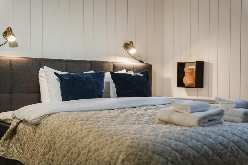 Guestly Homes - Charming 4BR Villa in central Piteå Villa in Norrbotten County, Sweden