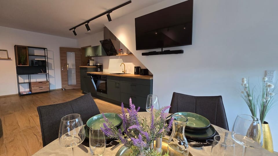Kitchen or kitchenette, Living room, kitchen, kitchen