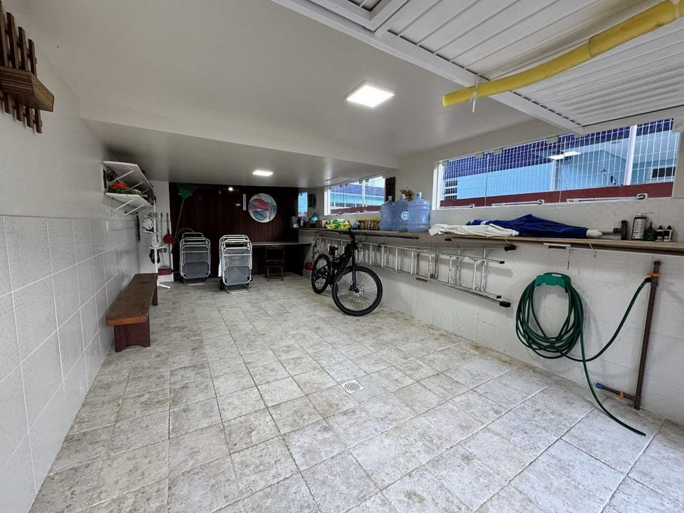 Casa dos Pinheiros - Casa com piscina, acomoda até 14 pessoas Apartment in Florianopolis