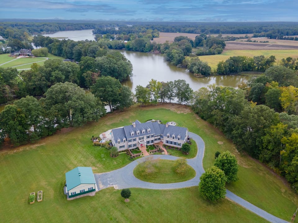 Miles End House in Maryland