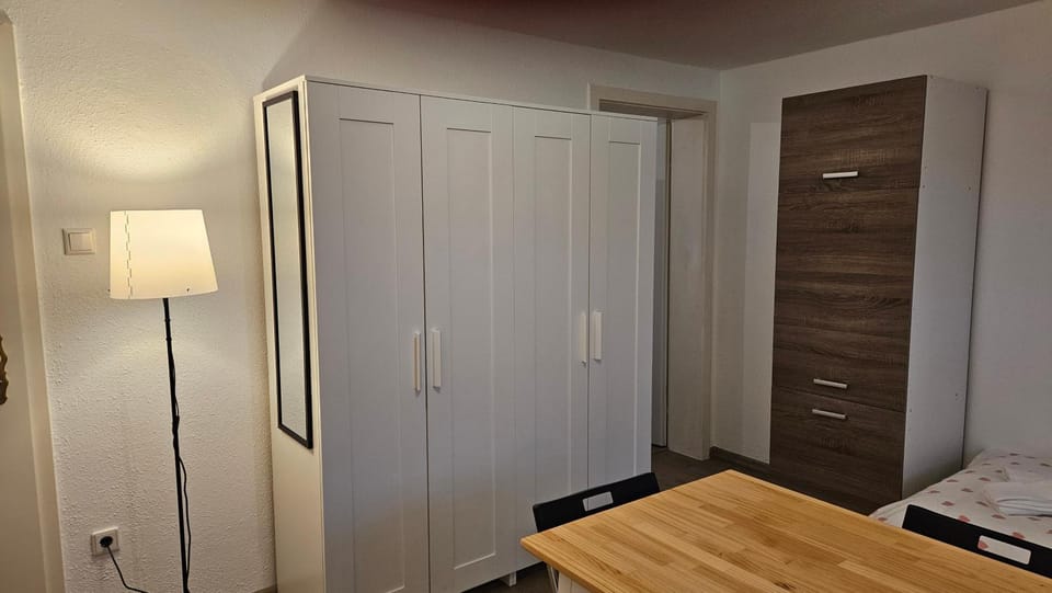 Bed, Photo of the whole room, Bedroom, wardrobe