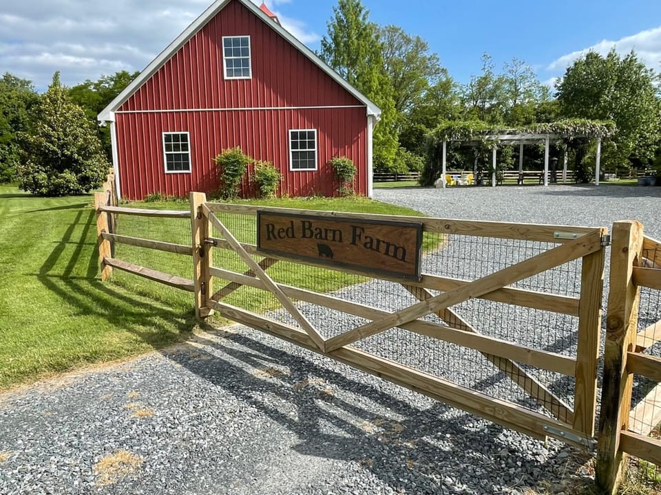 Red Barn Farm House in Maryland