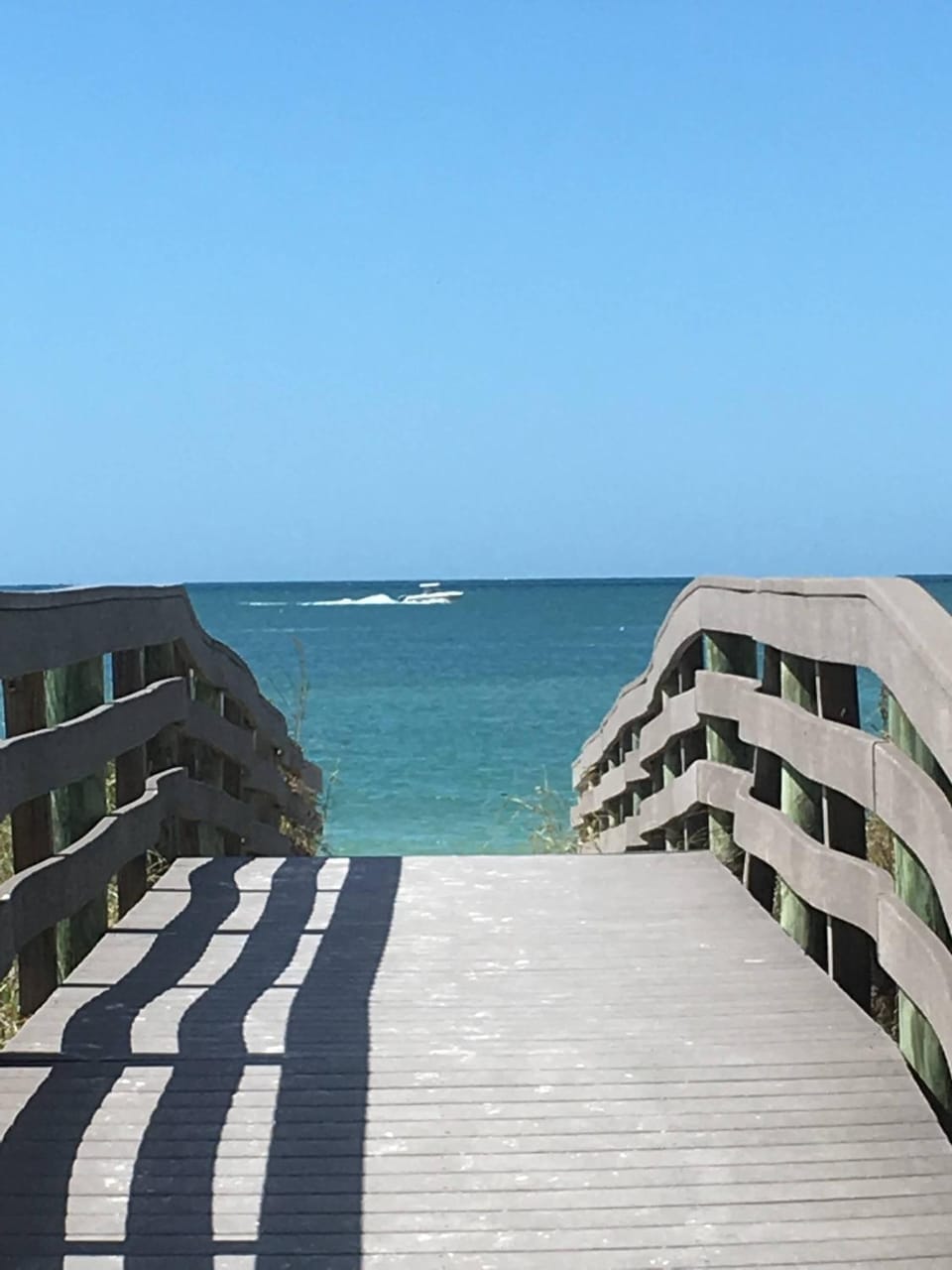 Lime Serenity Apartment in Largo