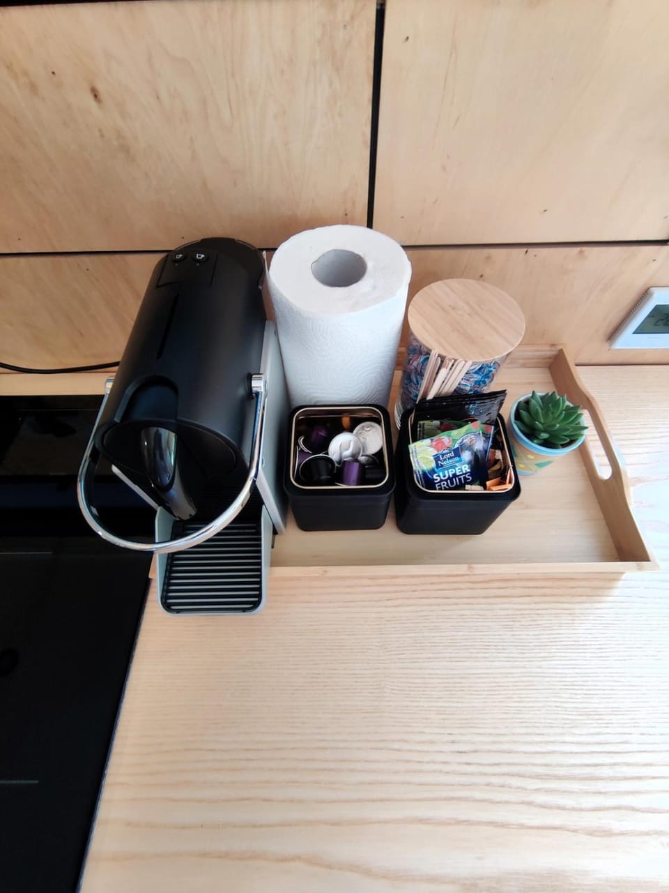 Coffee/tea facilities, Kitchen or kitchenette