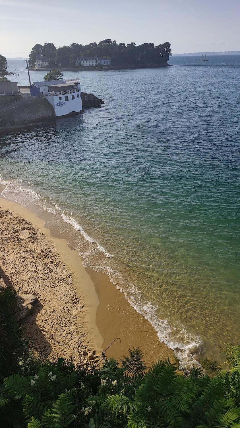 Vue mer et la plage à pied à 1 minute ! Apartment in Douarnenez