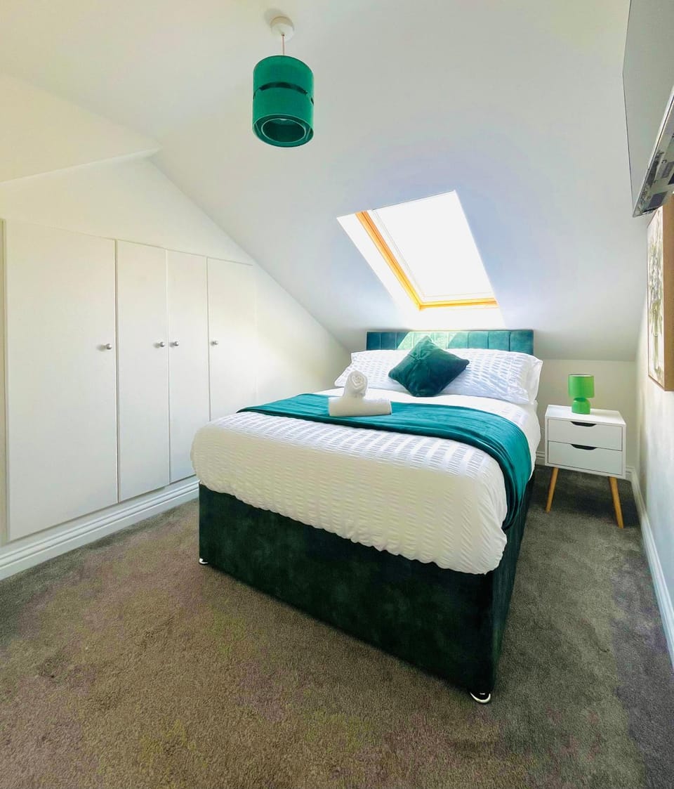 Cleveland Road Ensuites Bed and Breakfast in Portsmouth