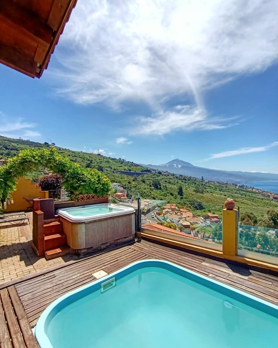 Hot Tub, Pool view, Swimming pool