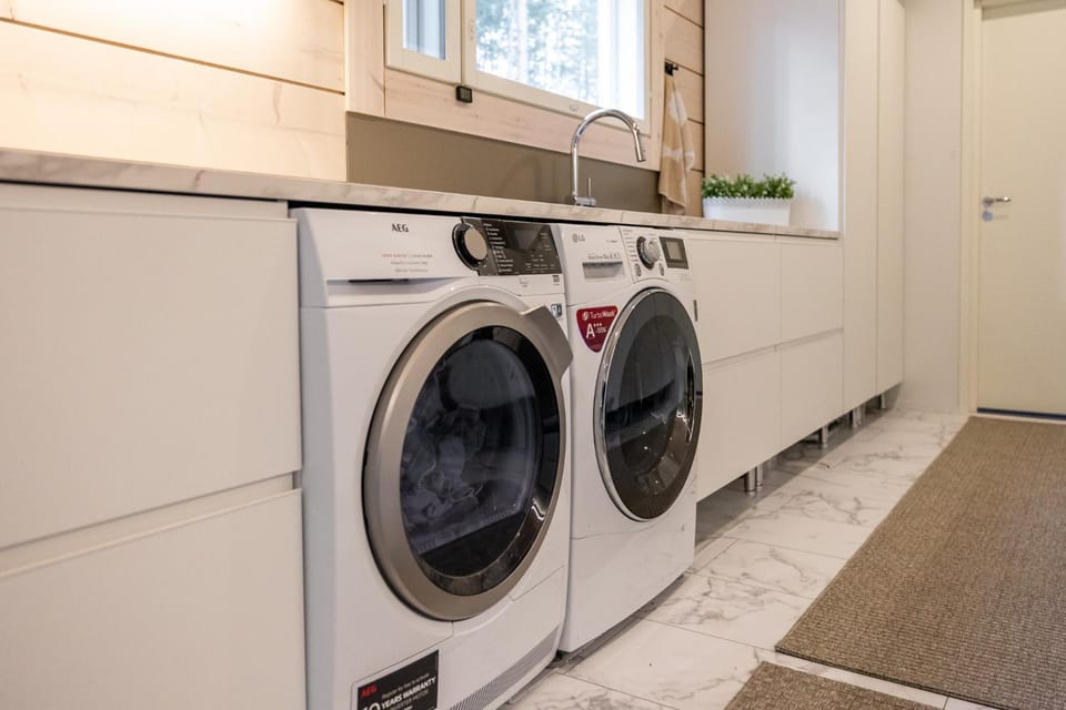 laundry, dryer