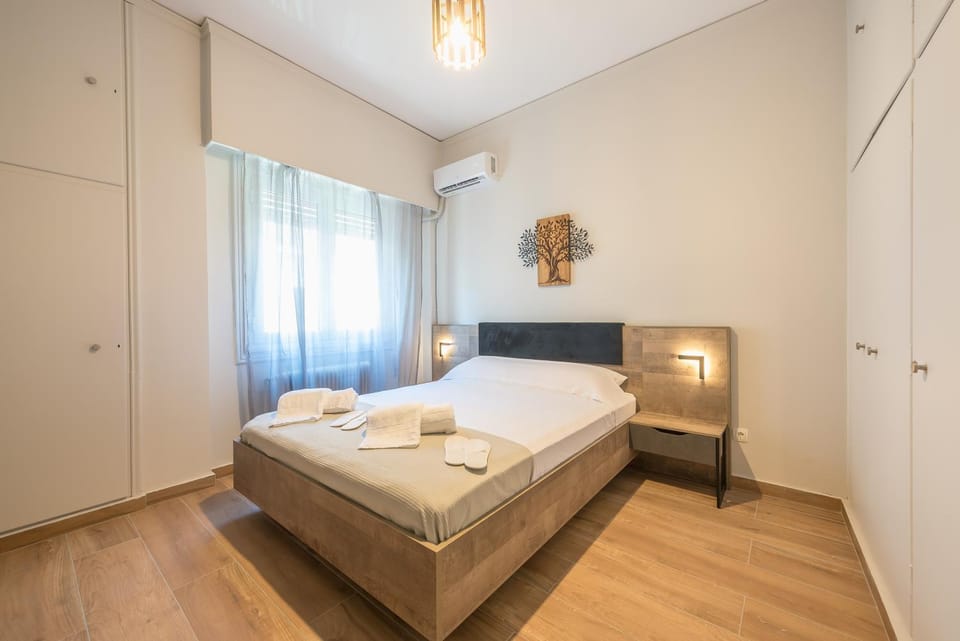Bed, Bedroom, towels, wardrobe, air conditioner