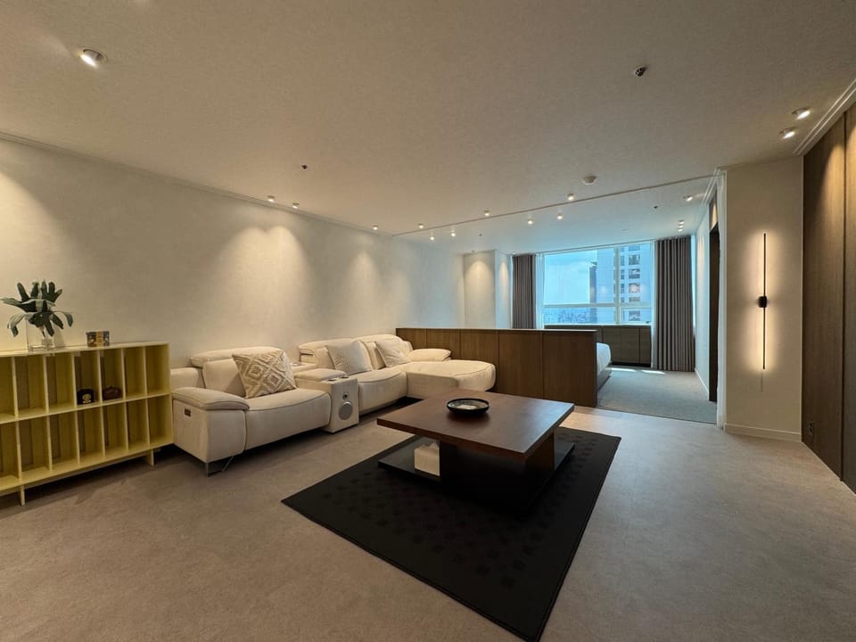 Maison 9 - Hongdae Apartment in Seoul