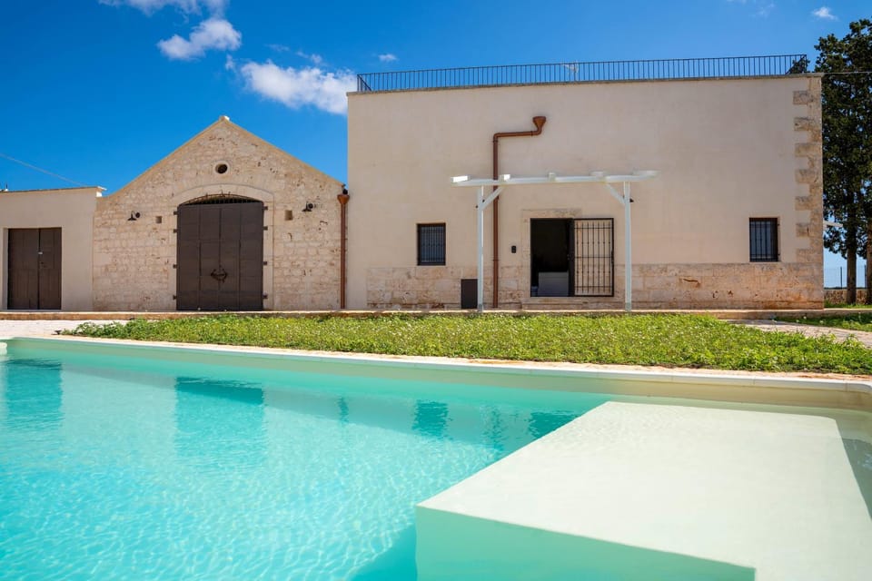 Property building, Pool view, Swimming pool