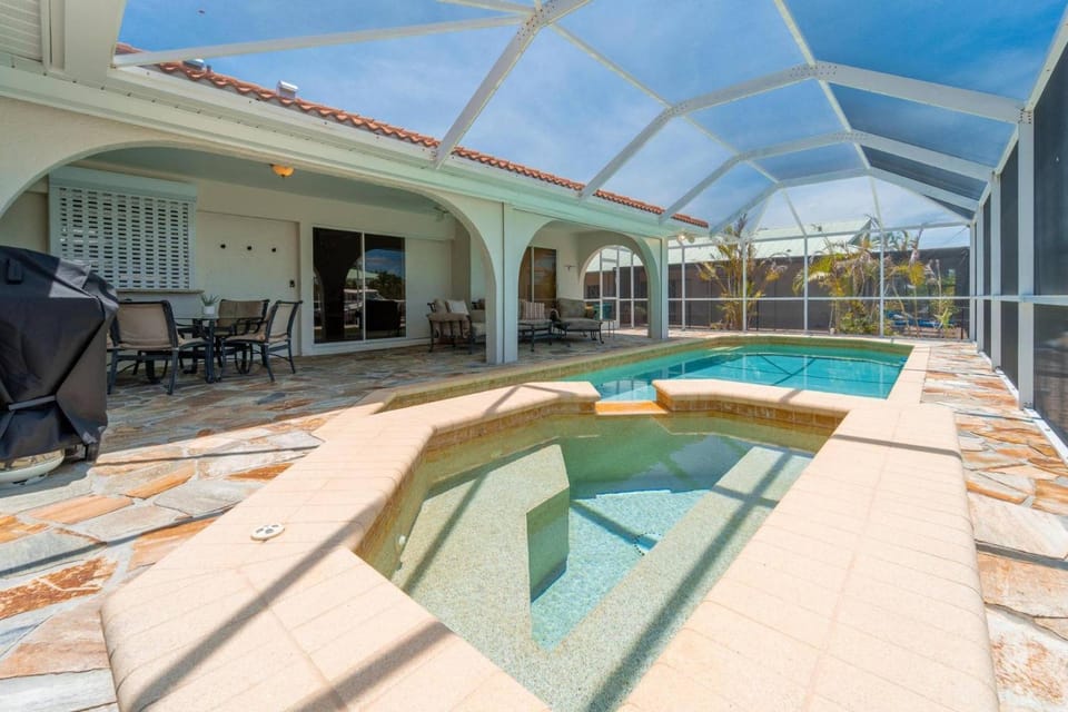 The Grape Getaway House in Marco Island