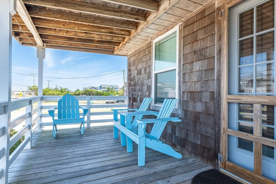 The Dune Bug - Nags Head MP 11.5, 150 ft to the Beach, Year Round Flex Stays House in Nags Head