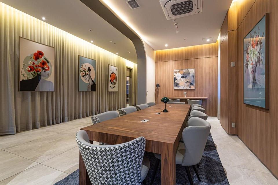 Meeting/conference room