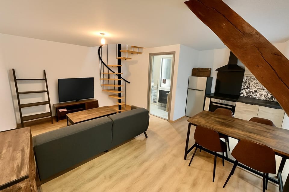 TV and multimedia, Living room, Seating area