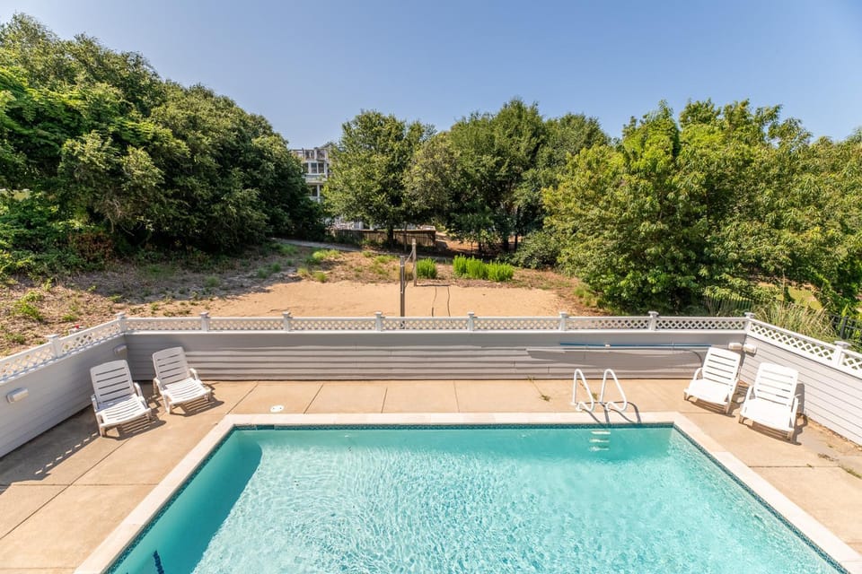 Sun King - Duck, Four Seasons, Oceanside, Pool, Hot Tub, Community Pool, Rec Room, Pets OK, House in Duck