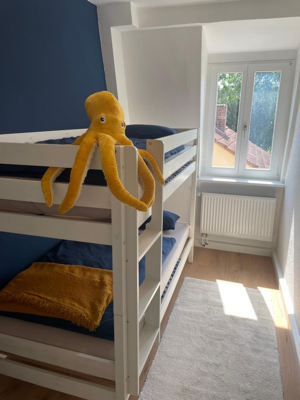 bunk bed