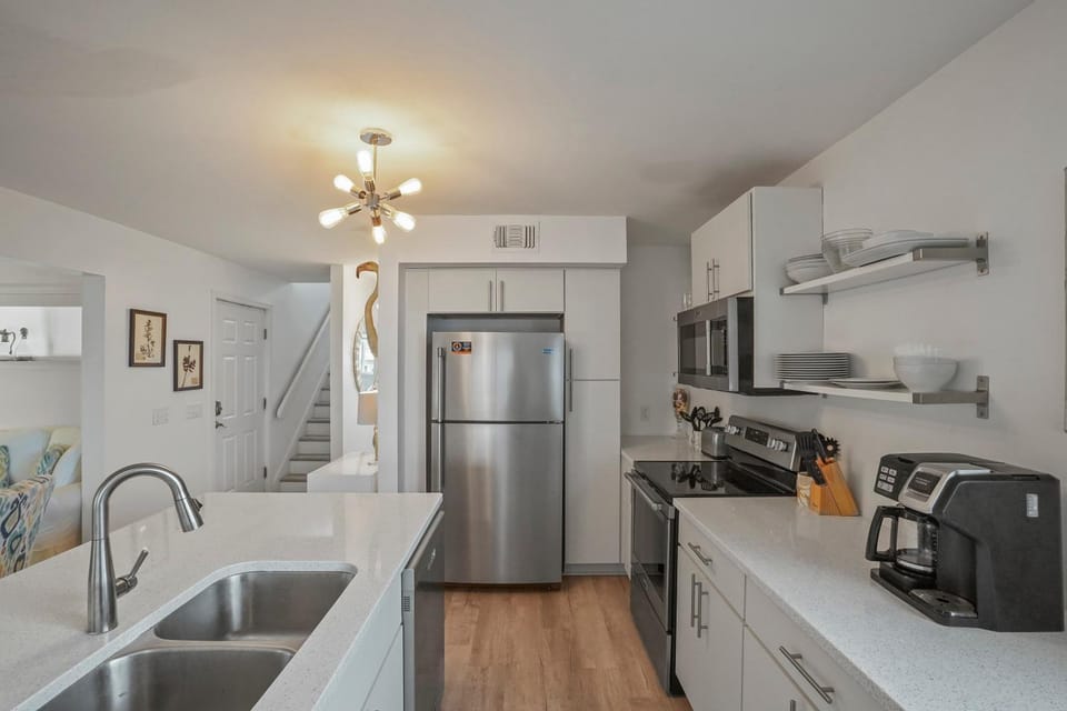 Vitamin Sea by Coastline Vacation Rentals House in Florida