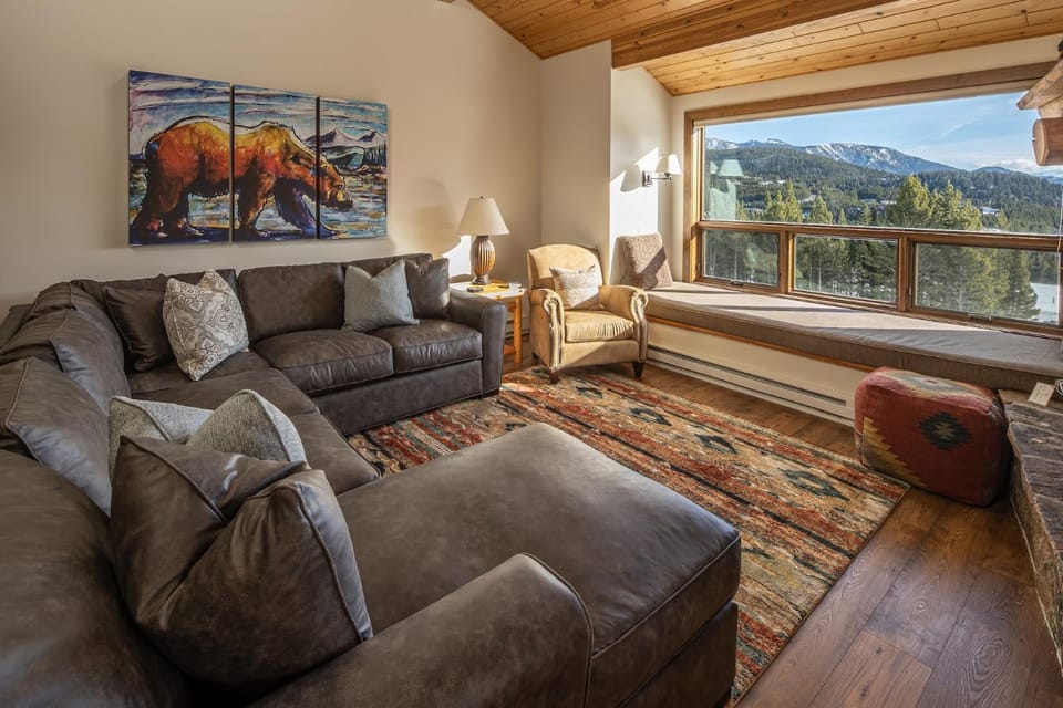 Beaverhead Condo - 105 Beaverhead #301 House in Big Sky
