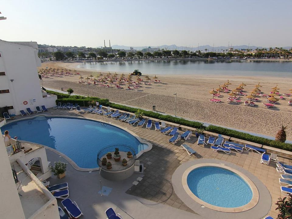 Natural landscape, Bird's eye view, Beach, Beach, On site, Swimming pool