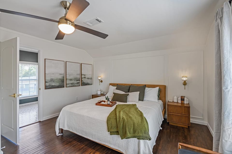 Bed, Bedroom