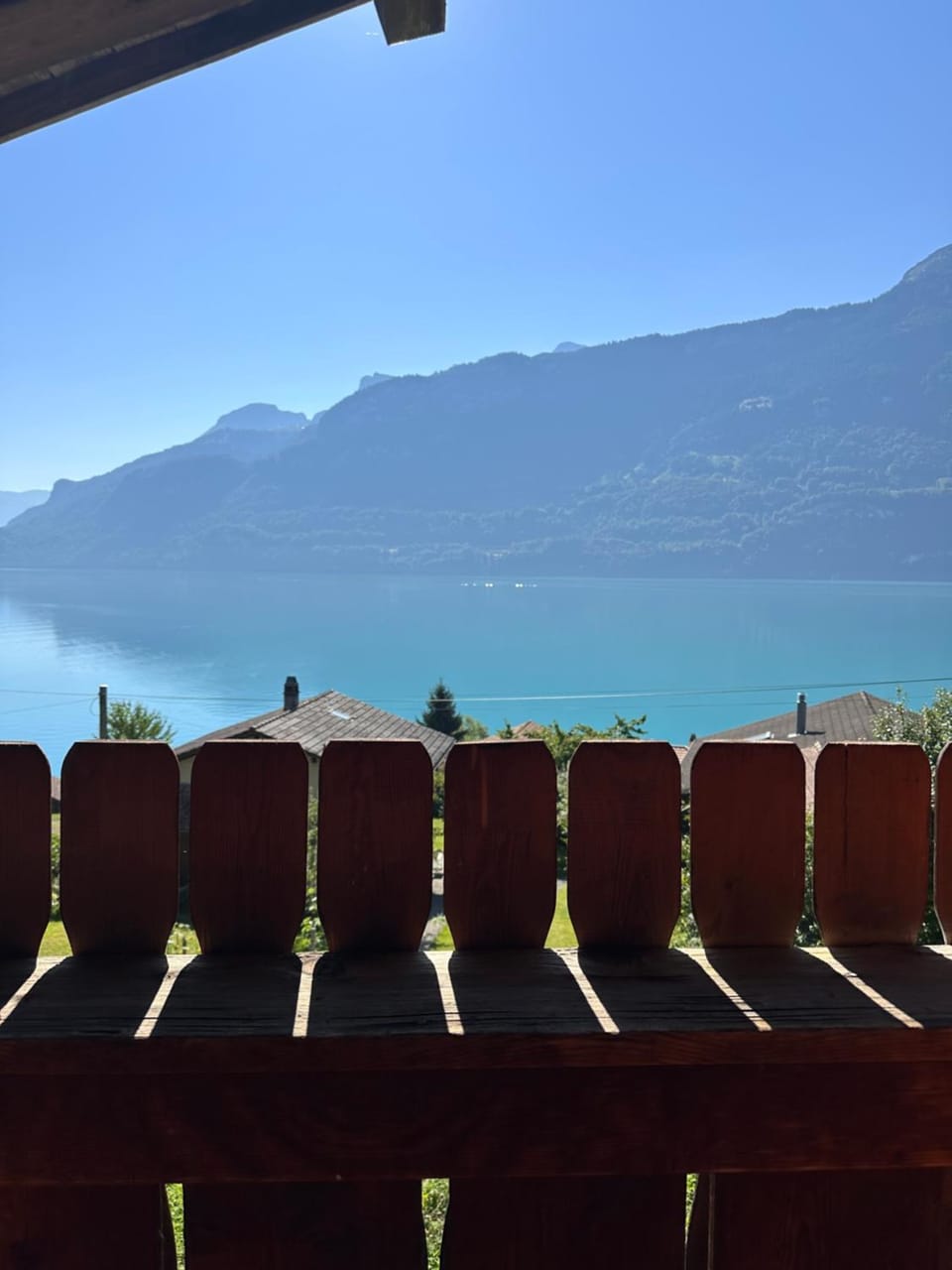 View (from property/room), Balcony/Terrace, Lake view, Mountain view