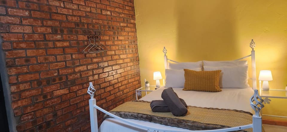 LyonsDen 2 Apartment in Western Cape