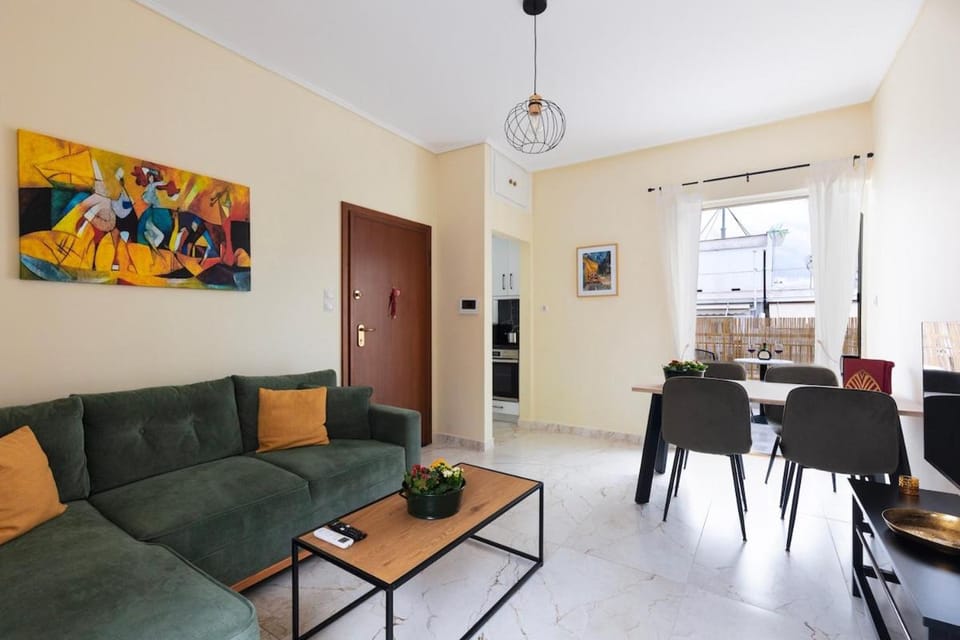 Pagrati Sunlit Penthouse Apartment in Athens