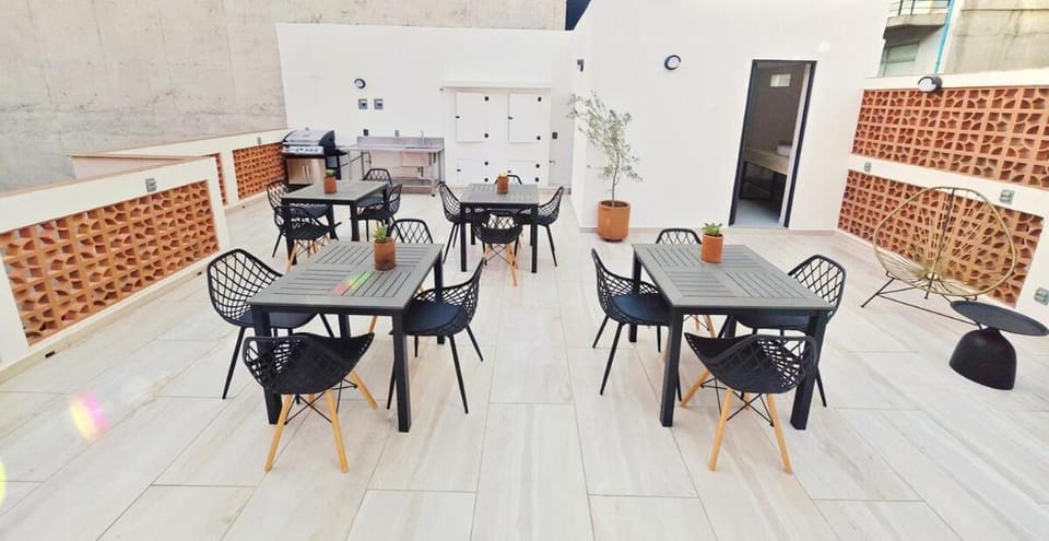 Cool 2BR in Polanco - 2 Baths, AC & Terrace Apartment in Mexico City