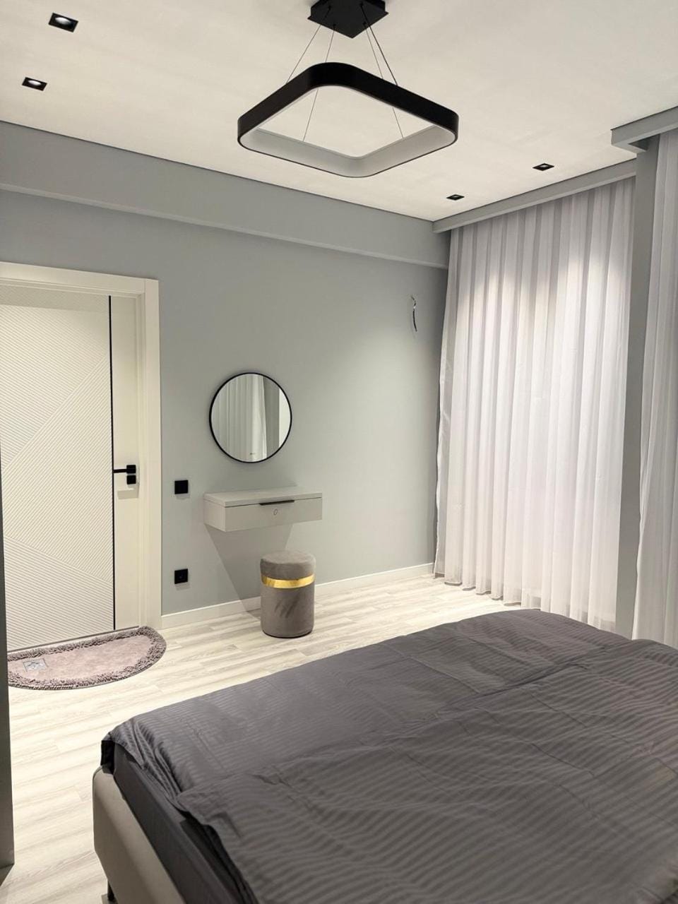 Piramit Tower New High-Tech Apartment Apartment in Europe