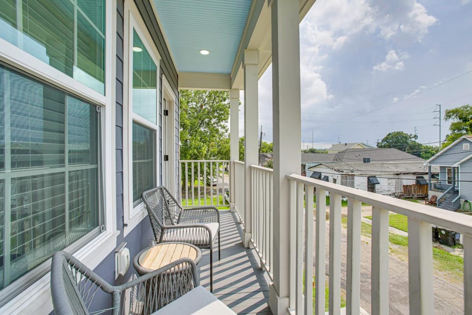 Uptown NOLA Retreat 1 Mi to Tulane & Dining House in New Orleans