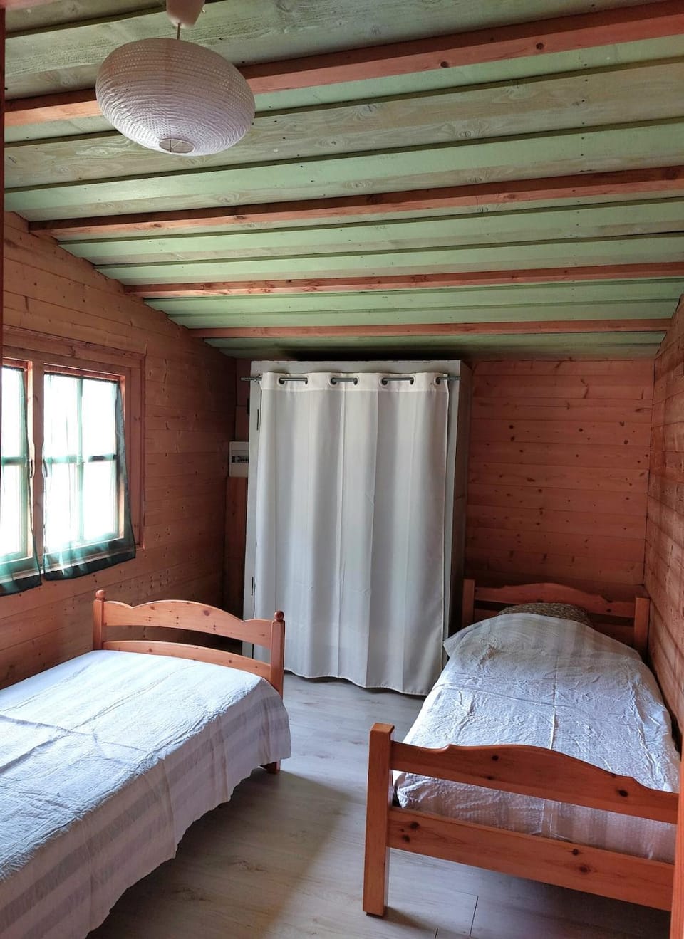Pause nature au cœur des forêts Chalet in Auvergne-Rhône-Alpes