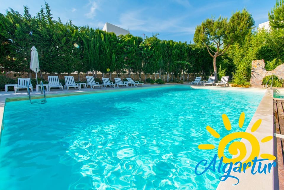 Patio, Garden, Swimming pool