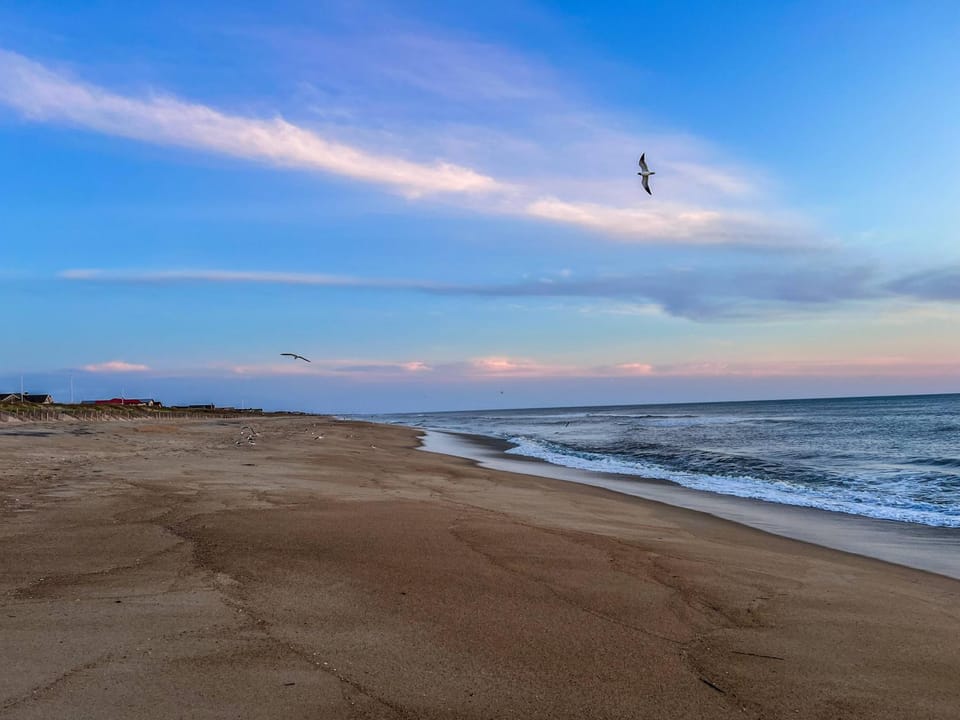 Castle in the Sand - Southern Shores Oceanfront, Pool, Hot Tub, Media Room, Elevator, Your Luxury Getaway House in Southern Shores