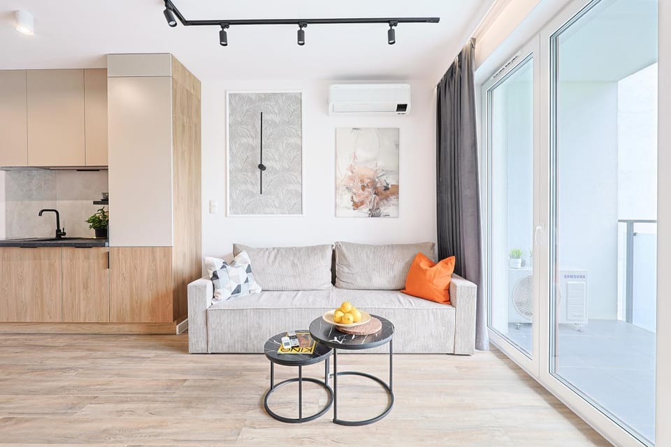 Kitchen or kitchenette, Photo of the whole room, Seating area